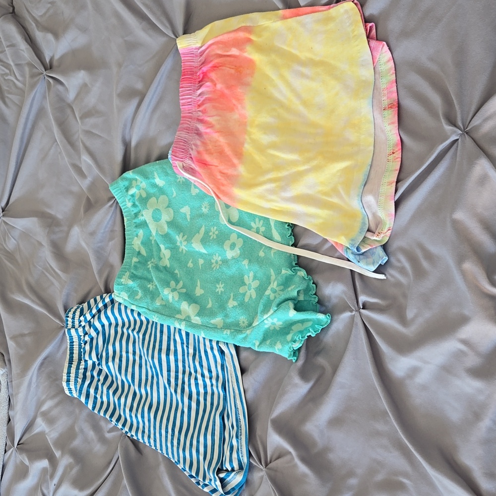 Pajama shorts size medium bundle of 3